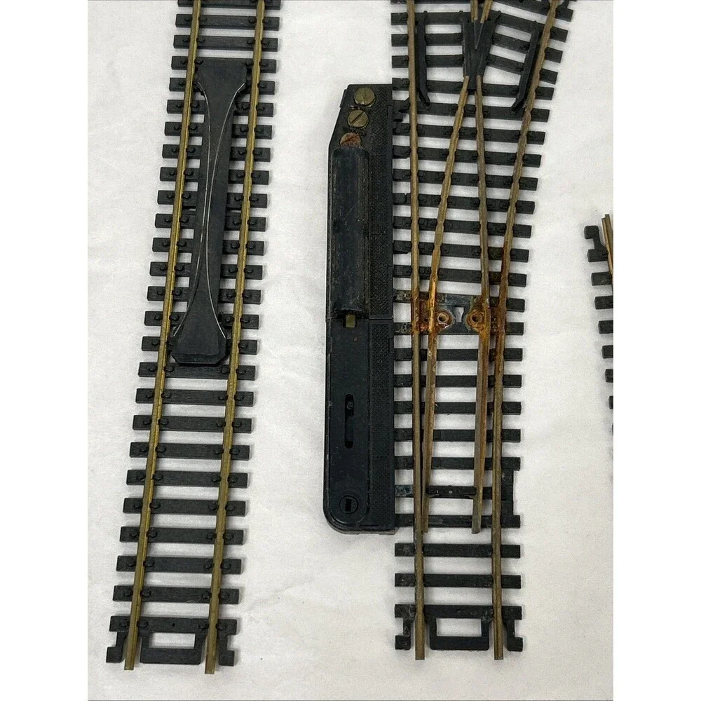 Tyco HO Train Tracks Lot Snap Turnout Switch Rerailer Curve Plasticville Tractor